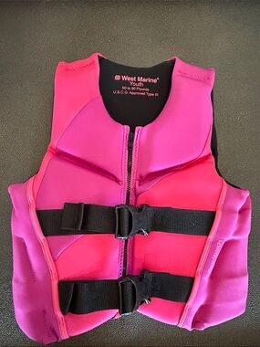 West Marine Youth Neoprene Pink black Life Jacket Vest youth 50-90 pounds